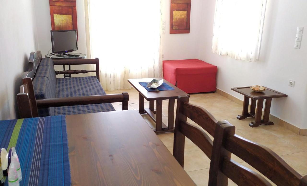 Ioli Apartments Alopronia Екстер'єр фото