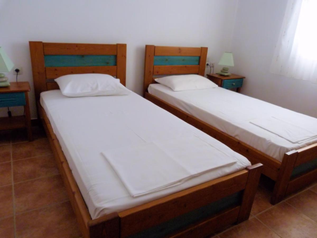 Ioli Apartments Alopronia Екстер'єр фото