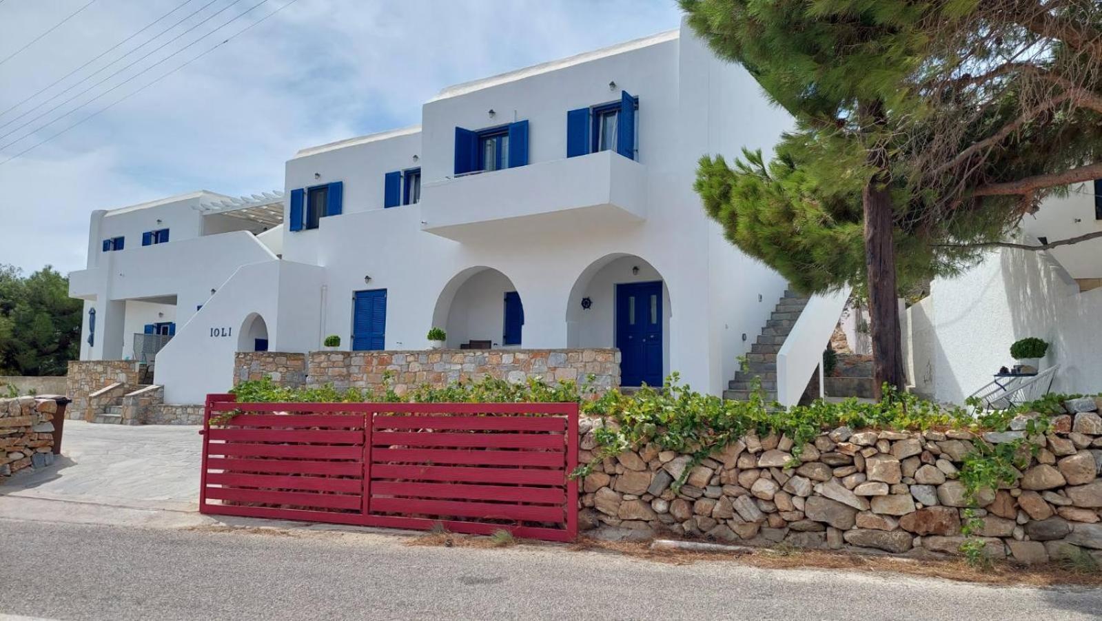 Ioli Apartments Alopronia Екстер'єр фото